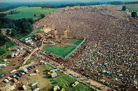 woodstock nsfw|21 Photo Showing How Wild Woodstock Really Got